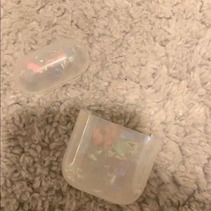 urban outfitters airpods case